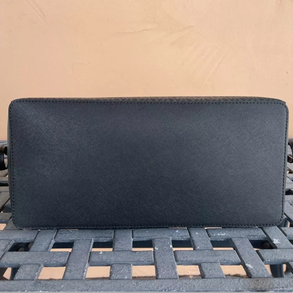 Michael Kors Gilly Large Drawstring Travel Tote Shoulder Bag MK Black - Picture 7 of 11